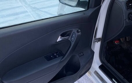 Volkswagen Polo VI (EU Market), 2012 год, 685 000 рублей, 13 фотография