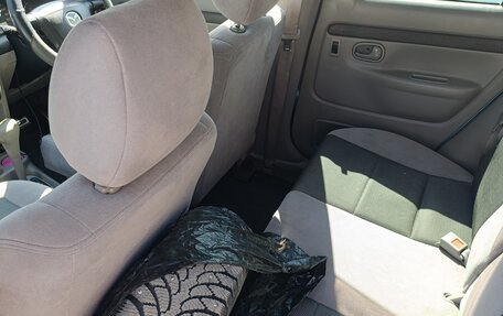 Mazda Demio III (DE), 2001 год, 250 000 рублей, 20 фотография