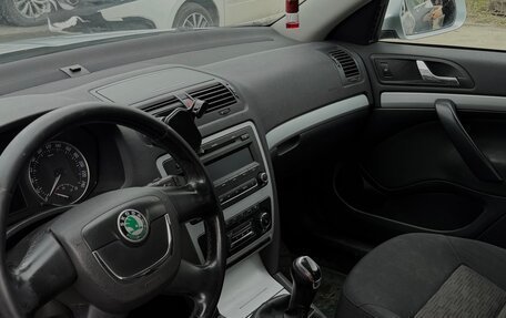 Skoda Octavia, 2011 год, 800 000 рублей, 7 фотография