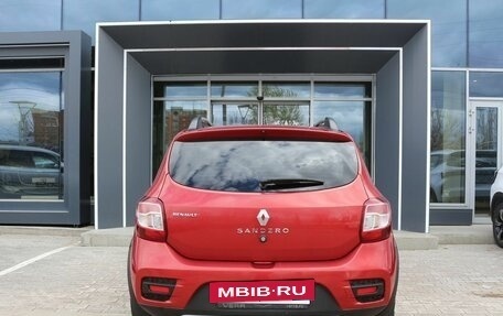 Renault Sandero II рестайлинг, 2015 год, 870 000 рублей, 5 фотография