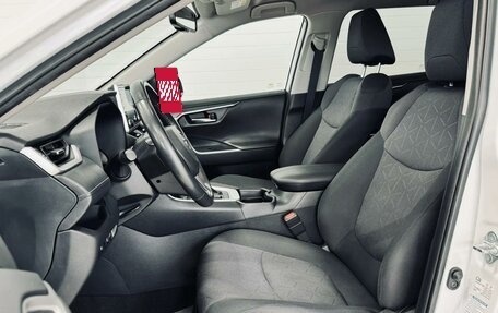 Toyota RAV4, 2021 год, 3 500 000 рублей, 20 фотография