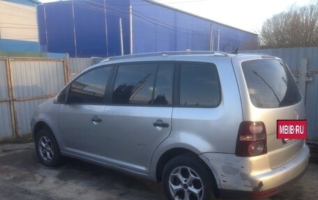 Volkswagen Touran III, 2008 год, 515 000 рублей, 3 фотография