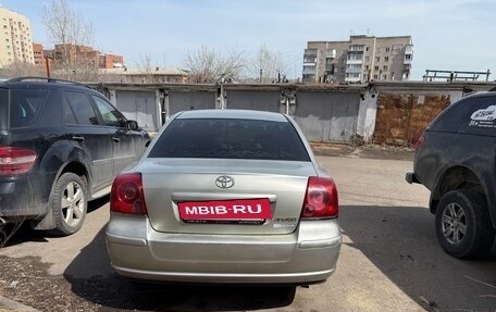 Toyota Avensis III рестайлинг, 2003 год, 500 000 рублей, 3 фотография