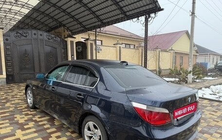 BMW 5 серия, 2006 год, 1 000 000 рублей, 4 фотография