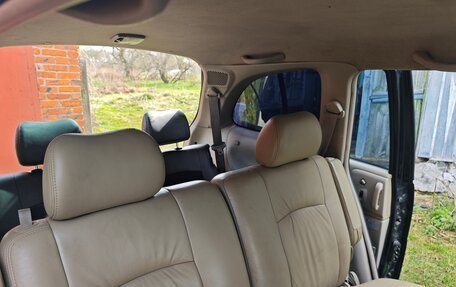 Nissan Liberty, 2002 год, 330 000 рублей, 14 фотография