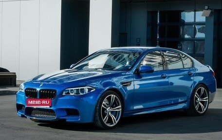 BMW M5, 2011 год, 3 599 000 рублей, 3 фотография