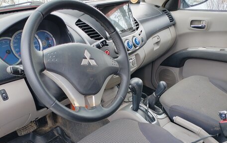 Mitsubishi L200 IV рестайлинг, 2007 год, 1 000 000 рублей, 3 фотография