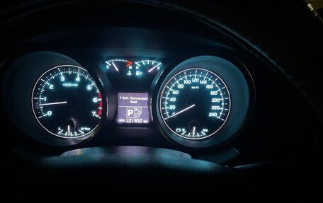 Toyota Land Cruiser 200, 2009 год, 3 800 000 рублей, 7 фотография