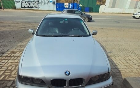 BMW 5 серия, 2002 год, 600 000 рублей, 2 фотография