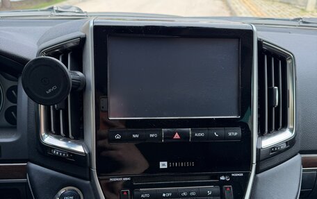 Toyota Land Cruiser 200, 2015 год, 6 500 000 рублей, 15 фотография