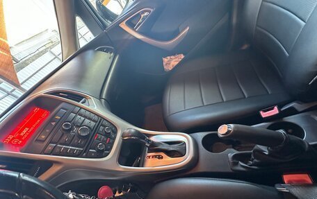 Opel Astra J, 2011 год, 780 000 рублей, 4 фотография