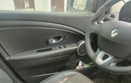 Renault Fluence I, 2012 год, 430 000 рублей, 8 фотография