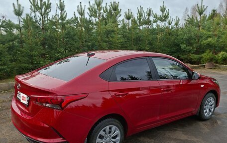 Hyundai Solaris II рестайлинг, 2021 год, 1 640 000 рублей, 9 фотография