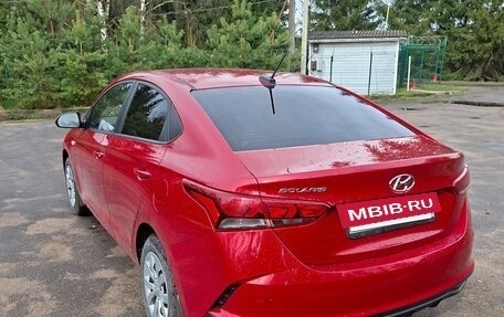 Hyundai Solaris II рестайлинг, 2021 год, 1 640 000 рублей, 6 фотография