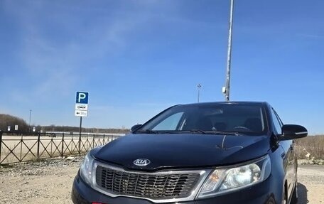 KIA Rio III рестайлинг, 2012 год, 800 000 рублей, 2 фотография