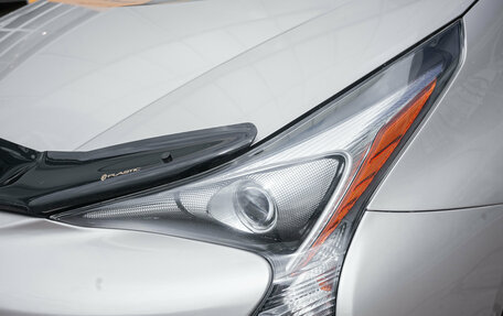 Toyota Prius IV XW50, 2016 год, 1 553 000 рублей, 4 фотография