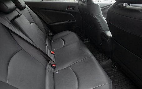 Toyota Prius IV XW50, 2016 год, 1 553 000 рублей, 15 фотография