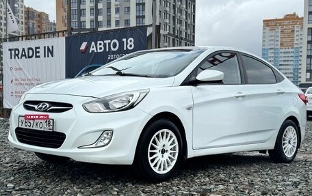 Hyundai Solaris II рестайлинг, 2011 год, 719 000 рублей, 4 фотография