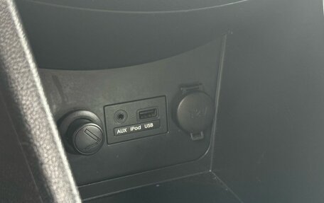 Hyundai Solaris II рестайлинг, 2011 год, 719 000 рублей, 27 фотография