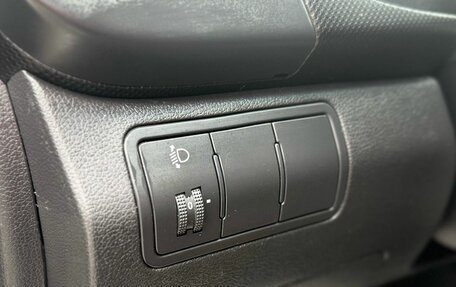 Hyundai Solaris II рестайлинг, 2011 год, 719 000 рублей, 21 фотография