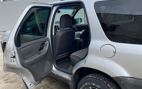 Ford Escape II, 2005 год, 520 000 рублей, 6 фотография