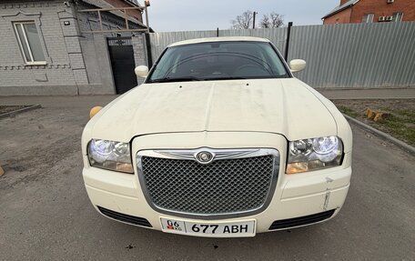 Chrysler 300C II, 2008 год, 330 000 рублей, 7 фотография