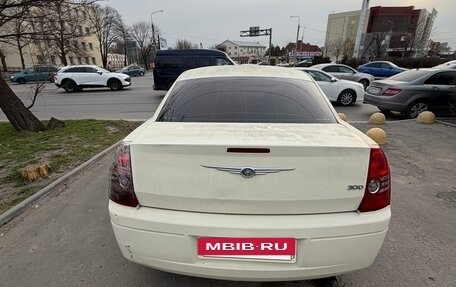 Chrysler 300C II, 2008 год, 330 000 рублей, 4 фотография