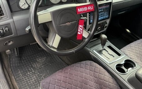 Chrysler 300C II, 2008 год, 330 000 рублей, 10 фотография