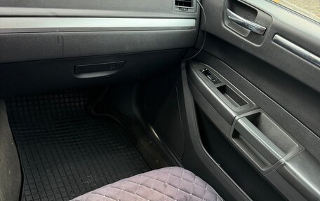 Chrysler 300C II, 2008 год, 330 000 рублей, 14 фотография