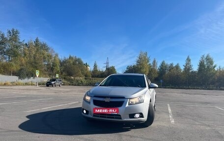 Chevrolet Cruze II, 2011 год, 650 000 рублей, 2 фотография