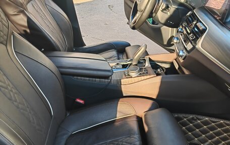 BMW 5 серия, 2019 год, 5 300 000 рублей, 22 фотография