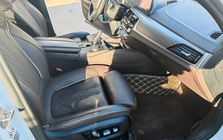 BMW 5 серия, 2019 год, 5 300 000 рублей, 21 фотография