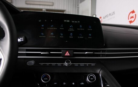 Hyundai Elantra, 2023 год, 2 230 000 рублей, 10 фотография