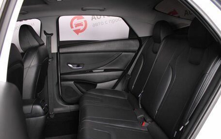 Hyundai Elantra, 2023 год, 2 230 000 рублей, 9 фотография