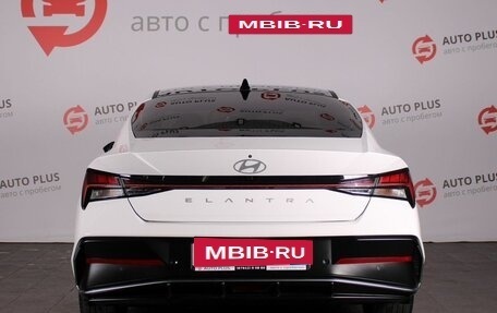 Hyundai Elantra, 2023 год, 2 230 000 рублей, 4 фотография