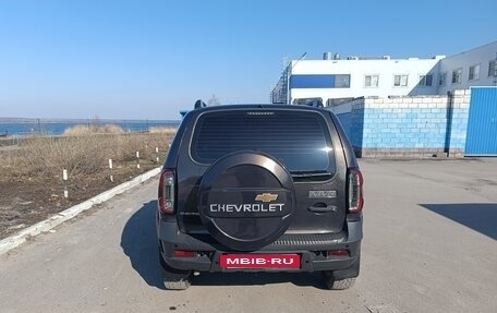 Chevrolet Niva I рестайлинг, 2013 год, 690 000 рублей, 3 фотография