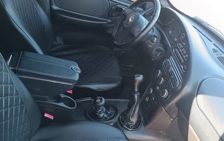 Chevrolet Niva I рестайлинг, 2013 год, 690 000 рублей, 8 фотография