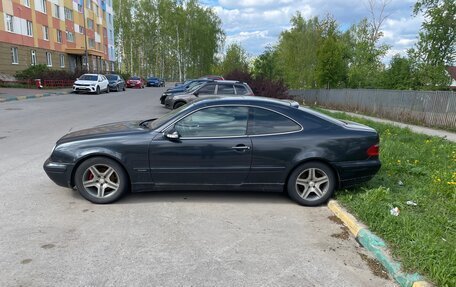 Mercedes-Benz CLK-Класс, 1999 год, 320 000 рублей, 2 фотография