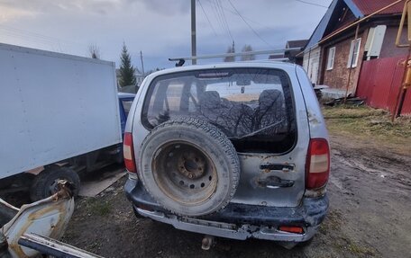 Chevrolet Niva I рестайлинг, 2004 год, 135 000 рублей, 6 фотография