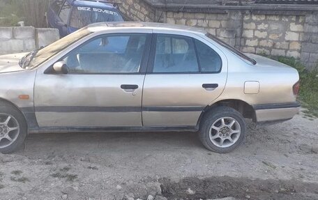 Nissan Primera II рестайлинг, 1992 год, 200 000 рублей, 4 фотография