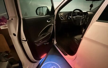 Hyundai Santa Fe III рестайлинг, 2016 год, 2 450 000 рублей, 4 фотография