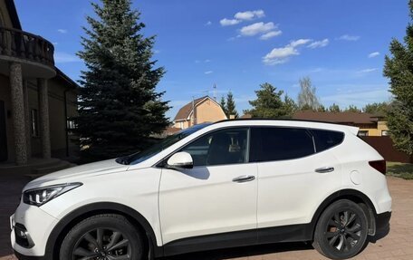 Hyundai Santa Fe III рестайлинг, 2016 год, 2 450 000 рублей, 3 фотография