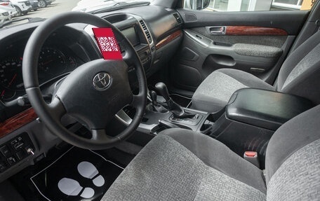 Toyota Land Cruiser Prado 120 рестайлинг, 2007 год, 2 085 000 рублей, 8 фотография