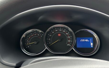 Renault Sandero II рестайлинг, 2016 год, 1 100 000 рублей, 34 фотография