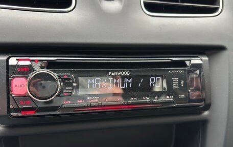 Renault Sandero II рестайлинг, 2016 год, 1 100 000 рублей, 33 фотография