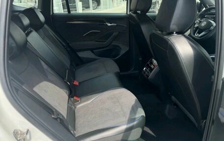 Volkswagen Tiguan, 2026 год, 5 350 000 рублей, 14 фотография