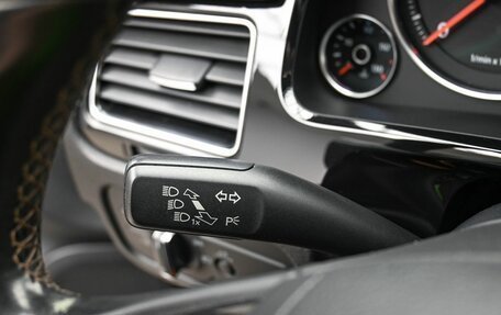 Volkswagen Touareg III, 2013 год, 2 499 900 рублей, 13 фотография