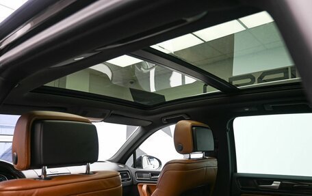 Volkswagen Touareg III, 2013 год, 2 499 900 рублей, 12 фотография