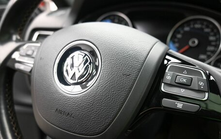 Volkswagen Touareg III, 2013 год, 2 499 900 рублей, 15 фотография