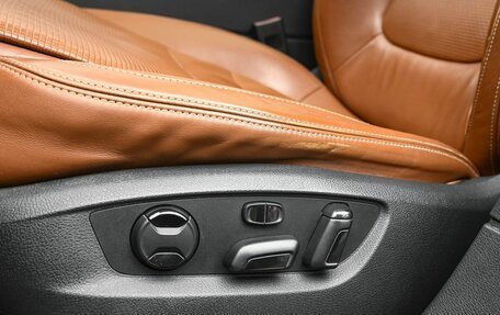 Volkswagen Touareg III, 2013 год, 2 499 900 рублей, 11 фотография